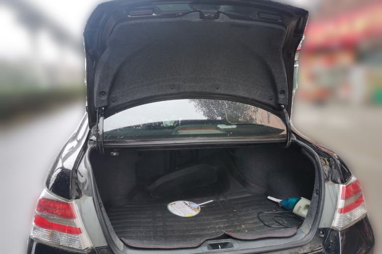 Used Honda Accord 2013 2.0L SE Trunk