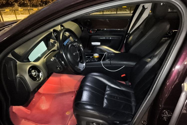 Used Jaguar XJ 2015 XJL 3.0 SC Elegant Business 80th Anniversary Limited Edition Left Front Seat