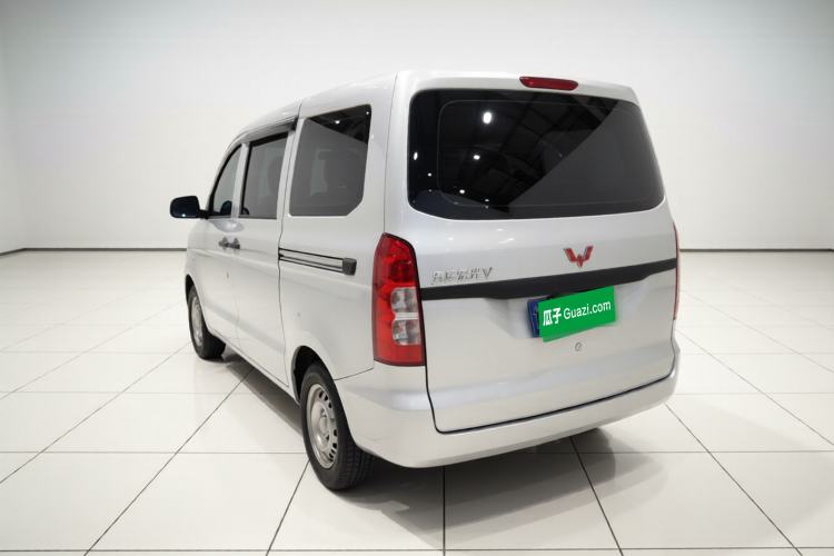 Used Wuling Hongguang V 2022 1.5L Jingqu Version Hydraulic Power Steering LAR Exterior 2