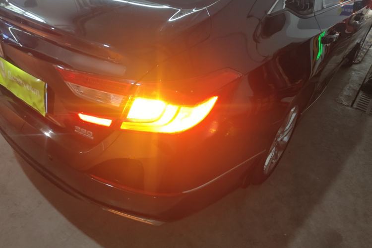 Used Honda Accord 2018 260TURBO Elite Edition China V Right Rear Taillight