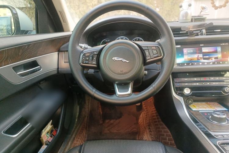 Used Jaguar XFL 2017 XFL 2.0T 240PS Premium Edition