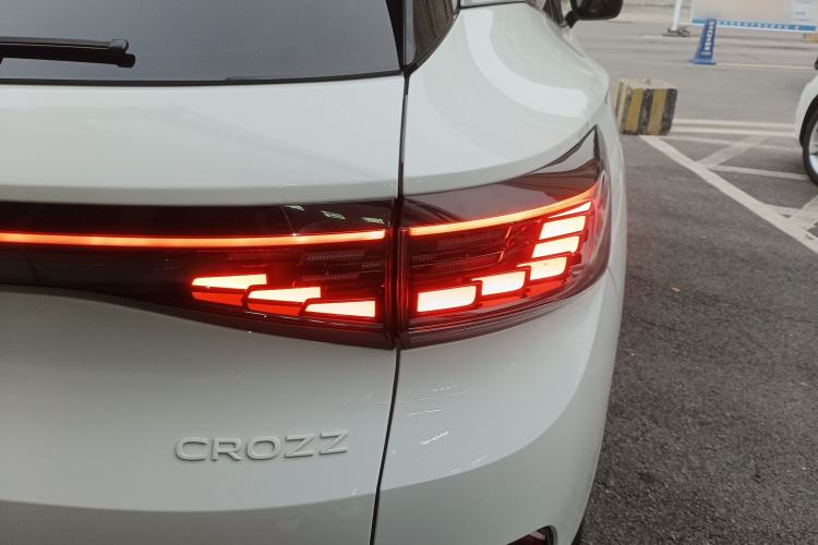 Used Volkswagen ID.4 CROZZ 2021 Long-Range PURE+ Two-Wheel Drive Version