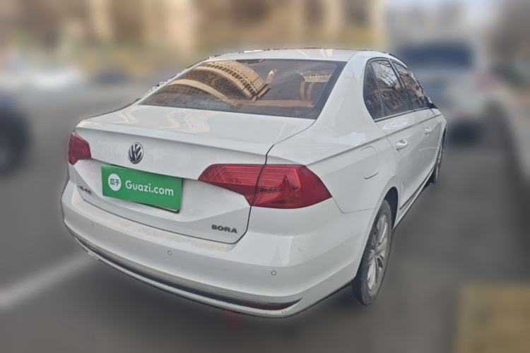 Used Volkswagen Bora 2016 1.6L Manual Comfort Model Rear Right 45 Deg