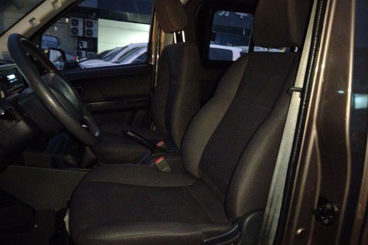 Used Chana Ruixing M60 2023 1.5L GDI Comfort-Class Passenger Vehicle 6/7 Seats
