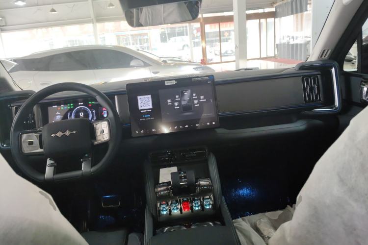 Used Formula Leopard 5 2025 TianShen Intelligent Driving Max Edition Interior 2