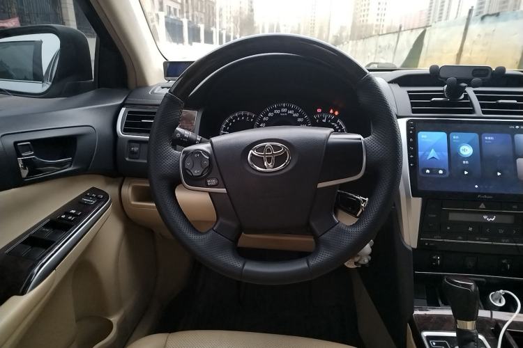 Used Toyota Camry 2016 2.0G 10th Anniversary Leading Edition