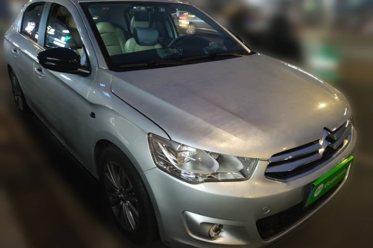 Used Citroen Elysee 2015 Zhishang Edition 1.6L Manual Fashion Model