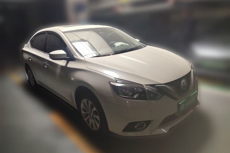 Used Nissan Sylphy 2021 Classic 1.6XL Manual Luxury Edition Front Right 45 Deg