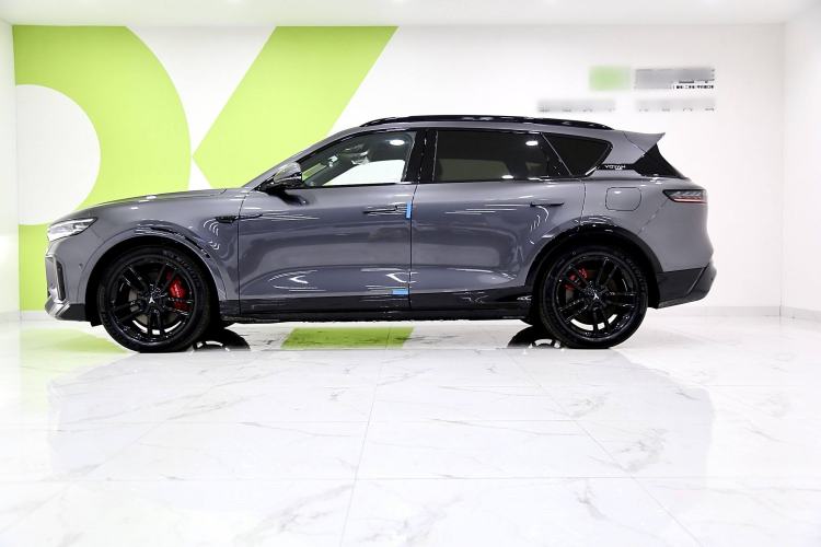 Used VOYAH FREE 2025 318 259 km All-Wheel-Drive Exploration Edition Exterior 2