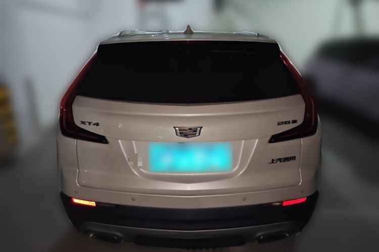 Used Cadillac XT4 2018 28T Two-Wheel-Drive Luxury Model