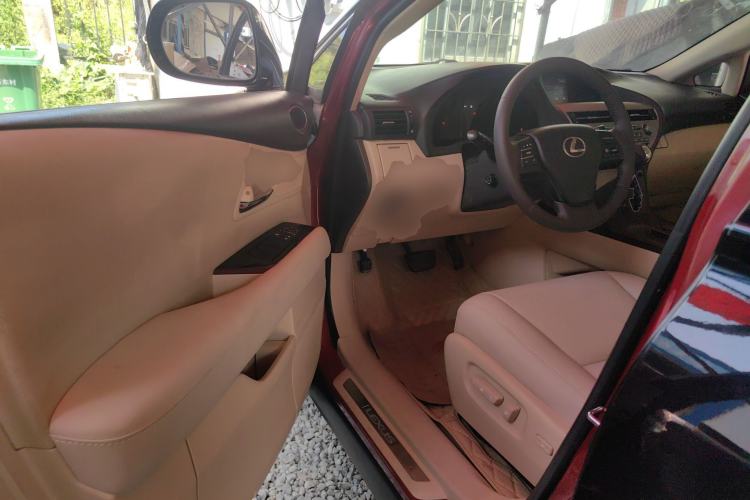 Used Lexus RX Classic 2011 270 Elegant Edition Driver Seat