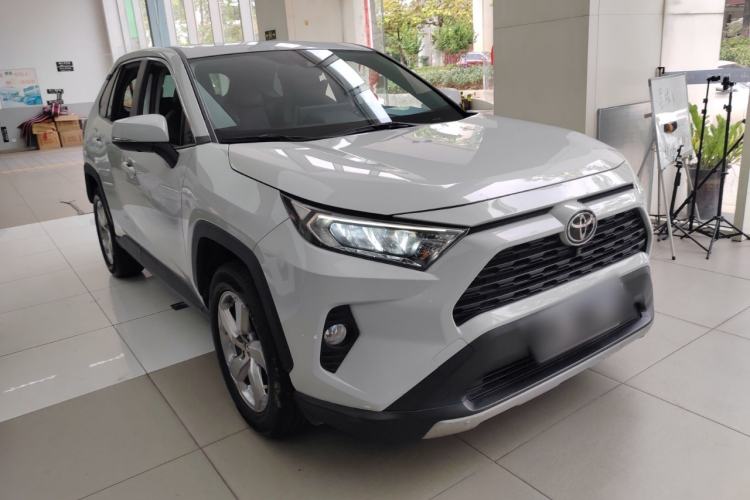 Used Toyota RAV4 2020 2.0L CVT Two-Wheel Drive Fashion PLUS Edition
