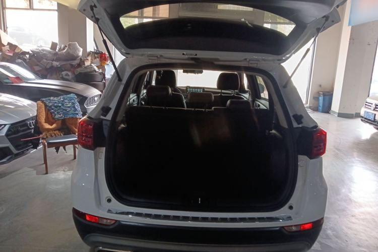 Used CHANGAN CS75 2021 Honor Million Edition 280T DCT Navigation Model Trunk