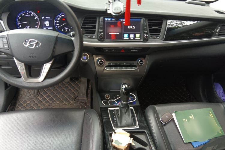 Used Hyundai Mistra 2017 1.8L Automatic Smart GLS China V Standard Center Console