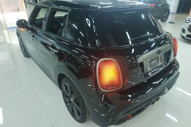 Used MINI 2023 Facelift 2.0T COOPER S Artist Five-Door Edition
