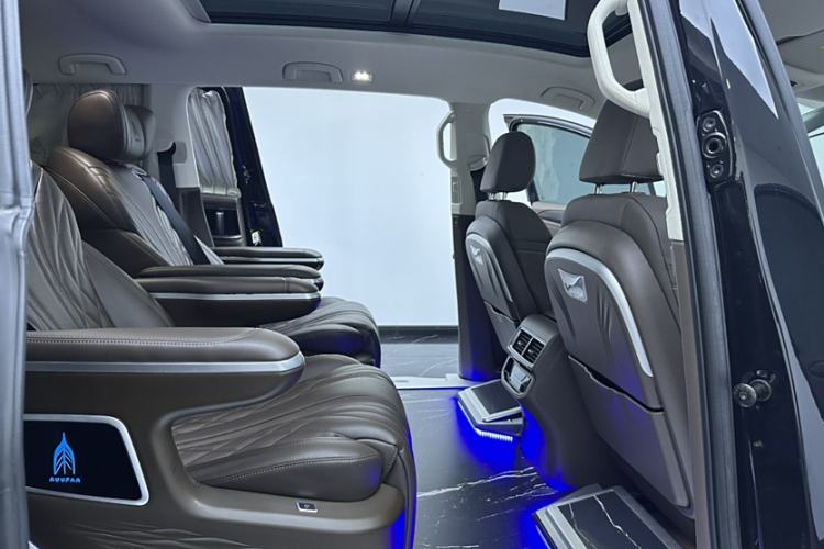 Used Volkswagen Viloran 2024 380TSI Luxury Edition