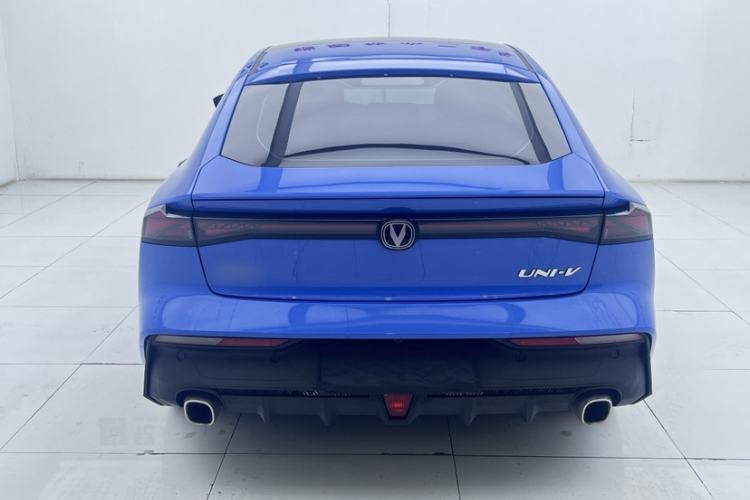 Used Changan UNI-V 2022 1.5T Prestige Version