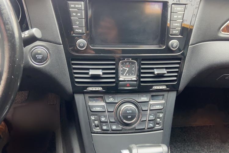 Used Hongqi H7 2015 2.0T Prestige Model