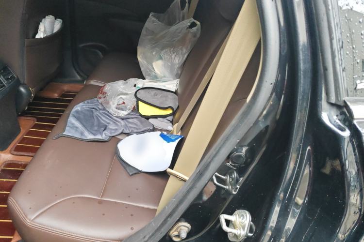 Used Honda CR-V 2016 2.0L two-wheel drive Urban Edition Left Rear Seat