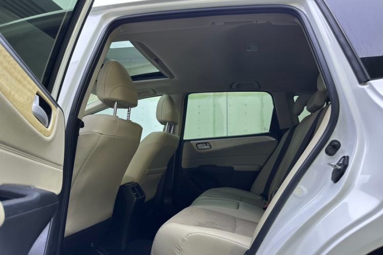 Used Honda Jade 2014 1.8L Automatic Comfort Elite Version 5 Seats
