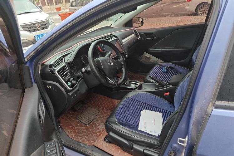 Used Honda Gienia 2017 1.5L CVT Comfort Version
