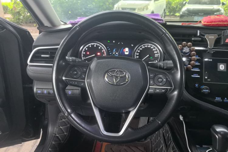 Used Toyota Camry 2018 2.5G Luxury Edition Steering Wheel