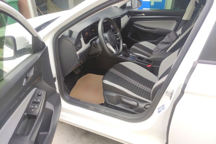 Used Volkswagen Bora 2023 200TSI DSG Comfort Edition Left Front Seat