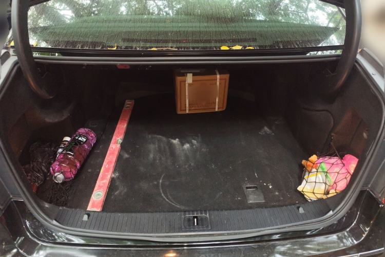 Used Mercedes-Benz E-Class 2012 E 200 L CGI Elegant Model