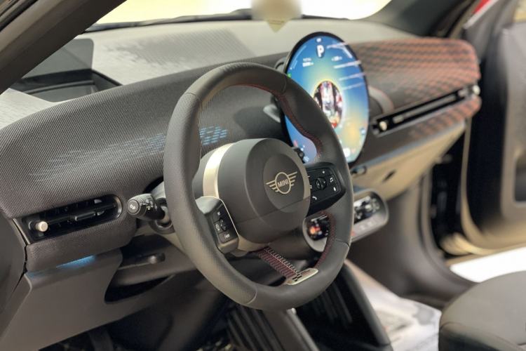 Used MINI Electric COOPER 2024 452km COOPER SE Racing Driver Steering Wheel