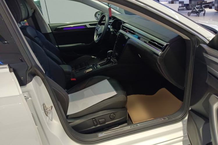 Used Volkswagen FAW-Volkswagen CC 2023 380TSI Striking Edition