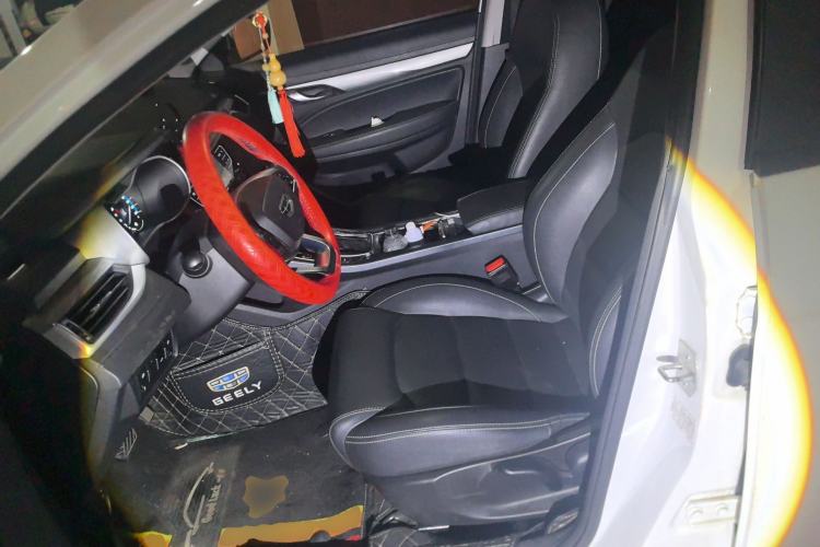 Used Geely Auto Emgrand 2019 Leading Edition 1.5L CVT Luxury Model China VI Standard Left Front Seat