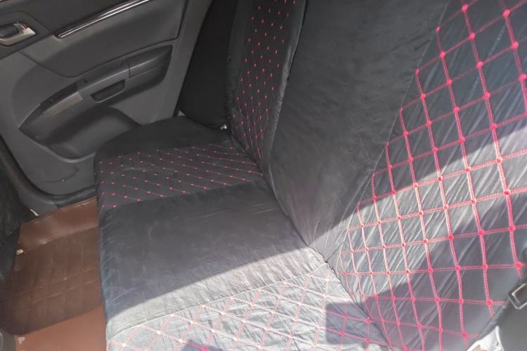 Used Geely Auto Classic Emgrand 2012 Sedan 1.8L Manual Luxury Model Left Rear Seat