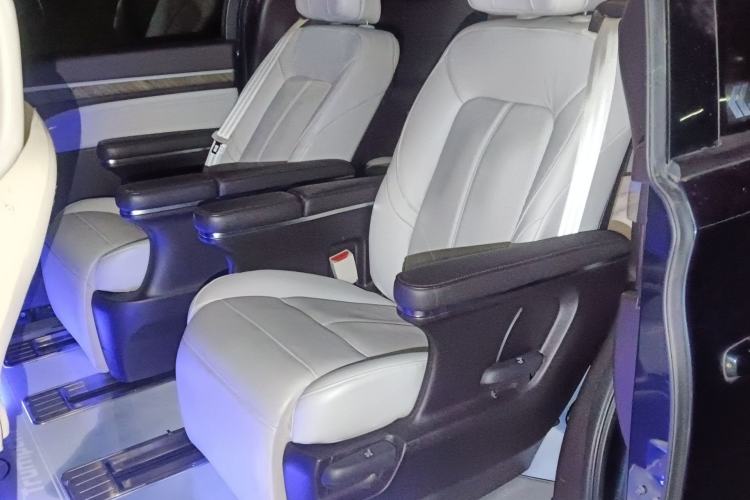 Used GAC Trumpchi M8 2023 Lingxiu Series 390T Prestige Edition Left Rear Seat
