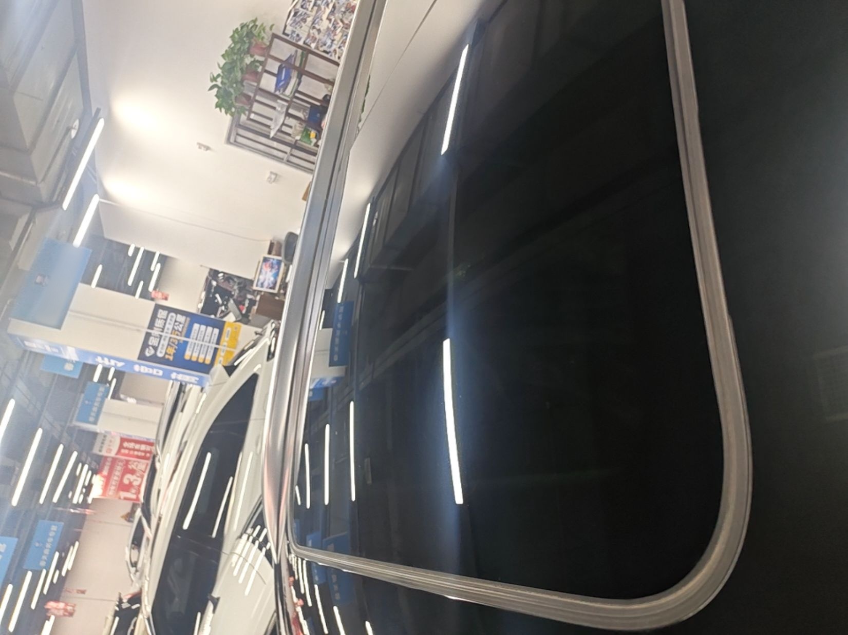 Hongqi HS7 2022 3.0T Automatic All-Wheel Drive ZhiLian Flagship Edition Five Seats — снимка 7