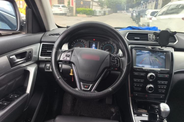 Used Haval H2 2014 1.5T Manual Two-Wheel Drive Elite Edition