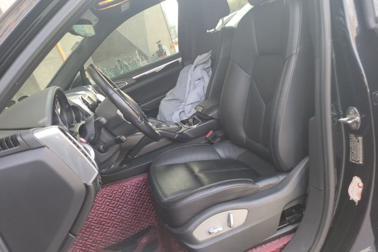 Used Porsche Cayenne 