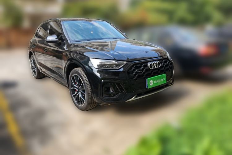 Used Audi Q5L 2025 40 TFSI Luxury Dynamic Edition Front Right 45 Deg