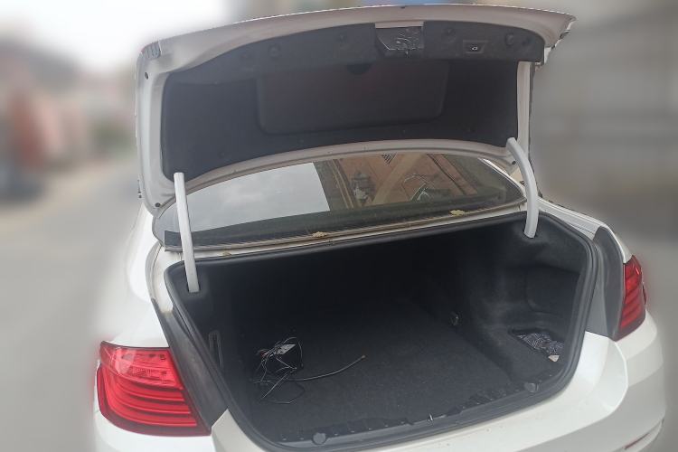 Used BMW 5 Series 2017 520Li Elegant Edition Trunk