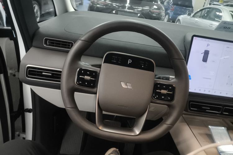 Used Li Auto MEGA 2024 Ultra Model