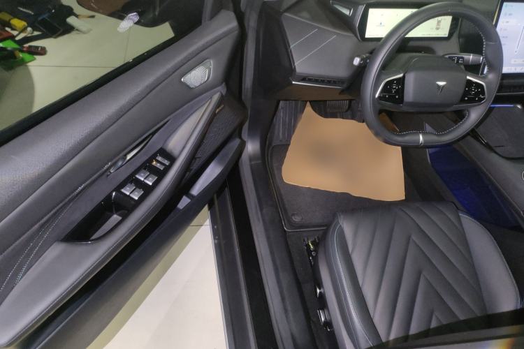 Used Deepal SL03 2025 Extended-Range Sporty Version