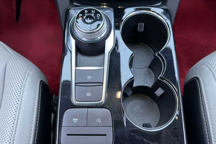 Used Ford Escape 2020 EcoBoost 245 Two-Wheel-Drive Titanium Edition