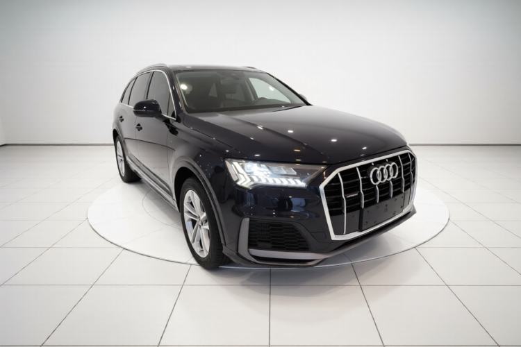 Used Audi Q7 2021 55 TFSI quattro S line Sport model