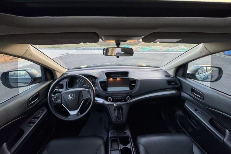 Used Honda CR-V 2016 2.0L two-wheel drive Urban Edition
