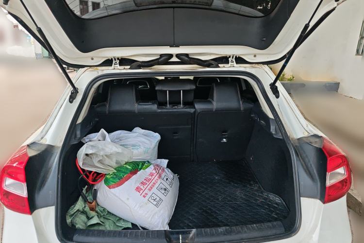 Used Mercedes-Benz GLA 2016 GLA 200 Sport Edition Trunk