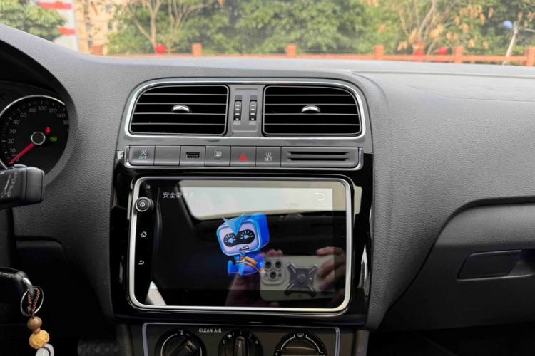 Used Volkswagen Polo 2018 1.5L Automatic Enjoyment Model Interior 4