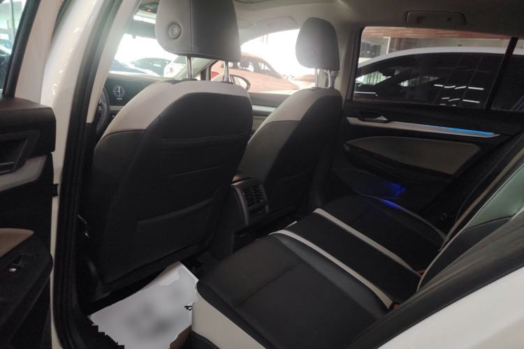 Used Volkswagen Golf 2023 Facelift 280TSI DSG Pro Left Rear Seat