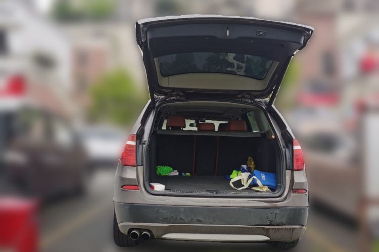 Used BMW X3 2011 xDrive28i Luxury Model