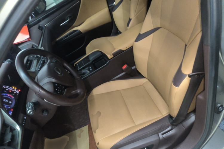 Used Lexus ES 2020 200 Excellence Edition Left Front Seat
