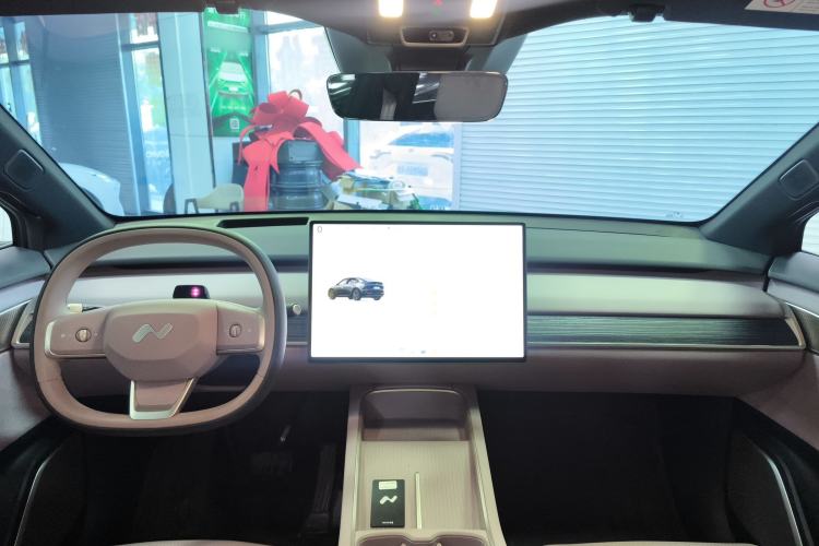 Used ONVO L60 2024 60 kWh Rear-Drive Version