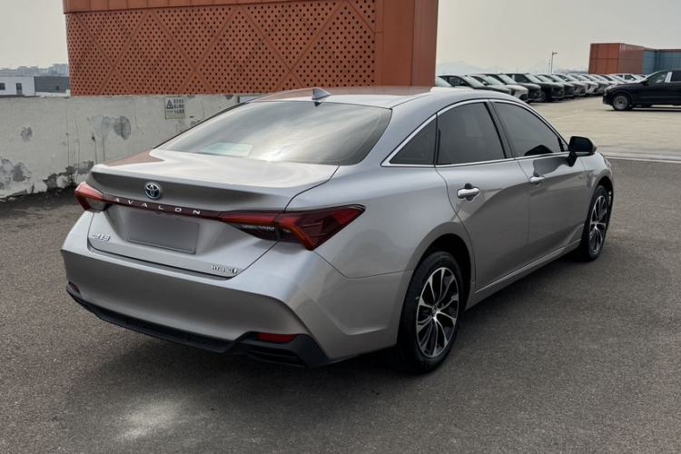 Used Toyota Avalon 2022 Dual-Engine 2.5L Luxury Edition Exterior 6